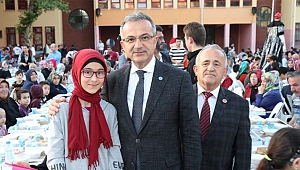 Adem Yavuz bir arada iftar yaptı