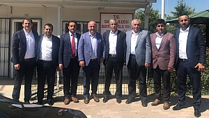 AK Darıca muhtarları dinledi