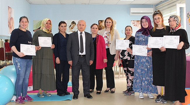 Anne adayları Farabi'den mezun oldu