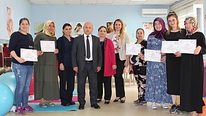 Anne adayları Farabi'den mezun oldu