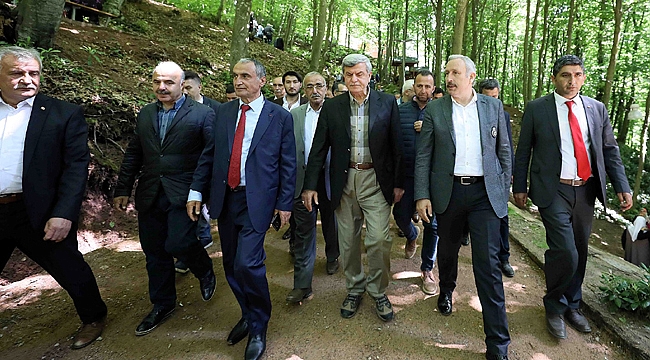Karaosmanoğlu, "Kocaeli'de eser üzerine eser koyduk"
