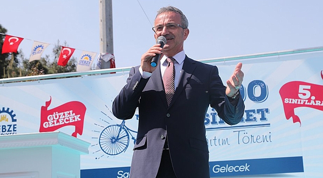 Başkan Köşker'den 8500 çocuğa bisiklet