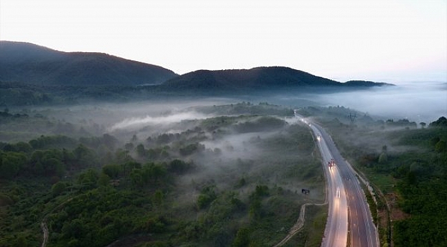 Batı Karadeniz'de sis altında yolculuk