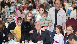 Bilgievi ailesi iftarda buluştu