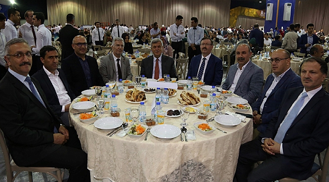 Büyükşehir ailesi iftarda buluştu