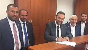 Çelik imzayı attı