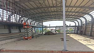 Derince İHL Spor Salonu şekilleniyor