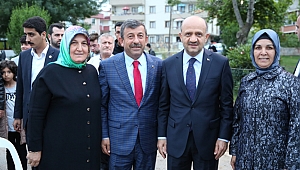 Fikri Işık, Sırasöğütler'de iftar yaptı