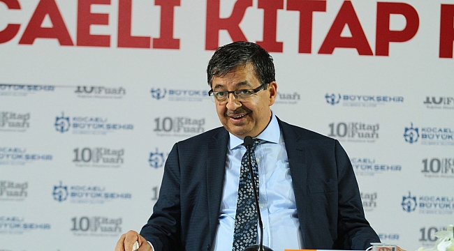 Fuarda divan şiirleri okundu