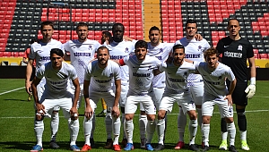 Futbolcular da kongreyi bekliyor!