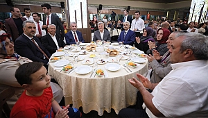 Gazi ve şehit yakınları ile iftar