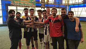 Gebze Çözüm Lisesi’nde Şampiyon: Mezun Sayısal C Sınıfı