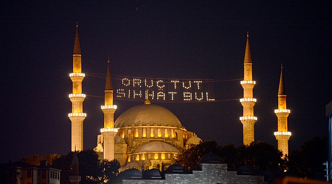 Gebze'de işyerleri sahura kadar açık