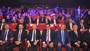 GTÜ 'Girişimcilik Zirvesi' geleceğe yön verdi