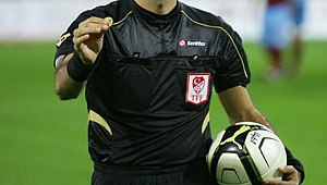 Hakemler, Babacan anısına siyah giyecek