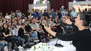 İclal Aydın “Kocaeli Kitap Fuarı benim kalem”