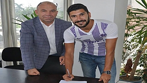 İlk imza Ziya’dan