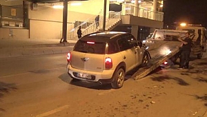 Kaldırıma çıkan araç yayaya çarptı