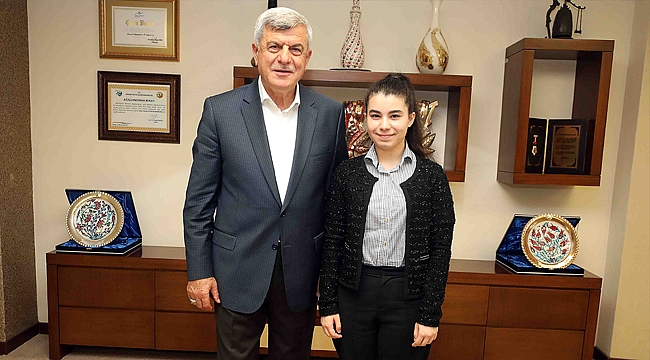 Karaosmanoğlu, “Elif kızımız Kocaeli’nin gururu olacak”