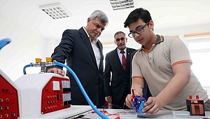 Karaosmanoğlu, "Eskimiş öğretileri geride kaldı’’