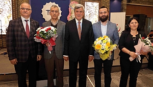 Karaosmanoğlu, hemşireler ve sağlık çalışanlarıyla buluştu