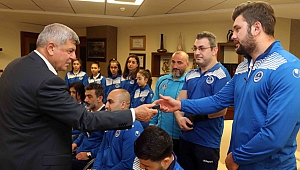 Karaosmanoğlu, “Sizler Türkiye’nin gururusunuz”