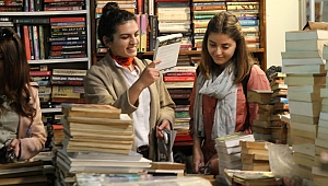 Kocaeli Kitap Fuarı’nda yüzler gülüyor