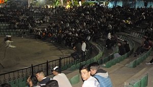 Şampiyonluğu Darıca sahilde kutladılar