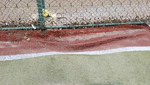 Şiddetli yağış, spor tesislerini de vurdu!