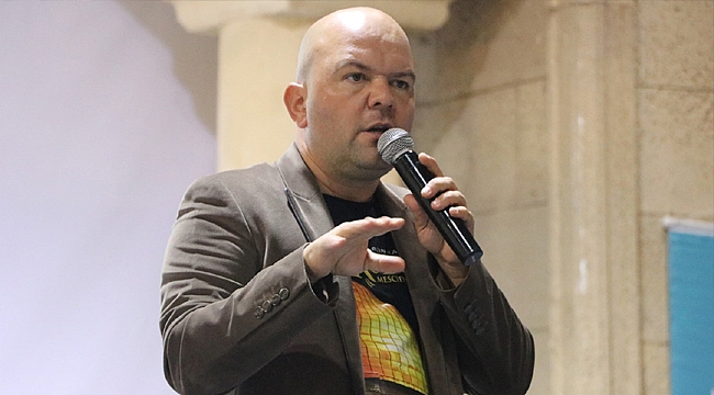 Uğurluel ‘’İnsan bilmediğinin düşmanı olur’’
