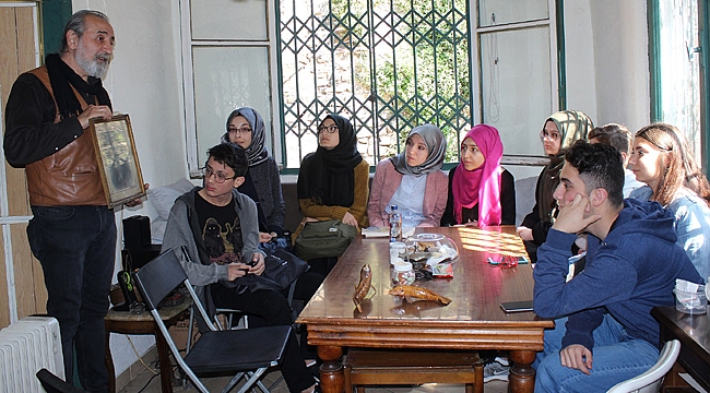 Yazarlık Okulu’nun 2018 seçkisi kitap fuarında