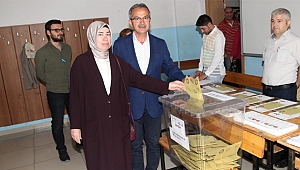 Başkan Köşker oyunu kullandı