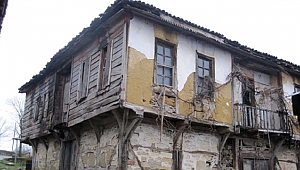 Beş Divanlı Rıza Bey Konağı yükseliyor