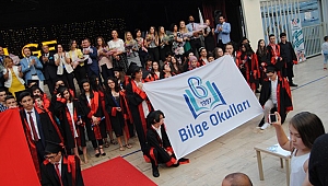 Bilge Okulları mezunlarını uğurladı