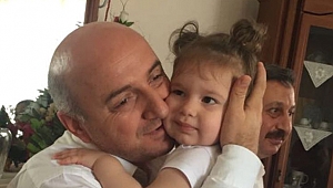 Bıyık, çocuklarla özlem gideriyor