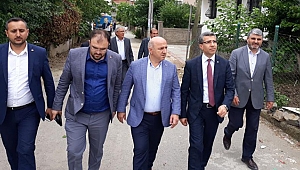 Bıyık, sokak sokak geziyor