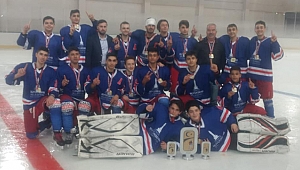 Buzda şampiyon İzmir