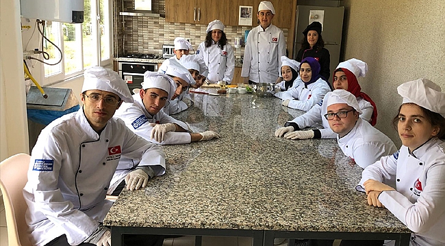 Cemil Meriç’te aşçı yardımcılığı kursu başladı