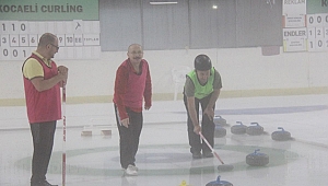 Curling Kupası’nda müthiş çekişme!