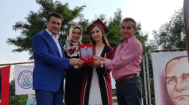 Darıca Fen Lisesi ilk mezunlarını verdi