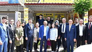 Elifnur Bayram, gençlerle buluştu