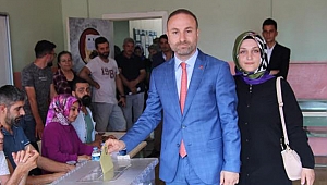 Gür oyunu kullandı