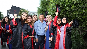 Karabacak, öğrencilerle iftar yaptı