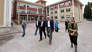 Karaosmanoğlu, "Eğitim, gündemimizin ilk maddesidir"