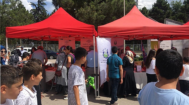 Kartepeliler bilimle buluştu