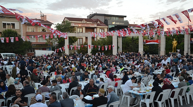MHP Darıca iftarda buluştu