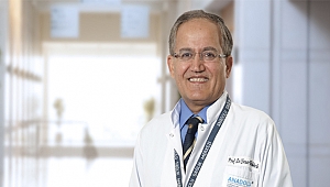 Parfüm kokulu güneş kremleri baş ağrısı nedeni