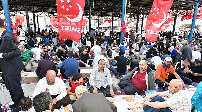 Saadet'ten yeryüzü iftarı