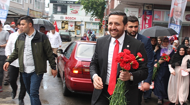 Saadetliler Gölcük'te yürüdü