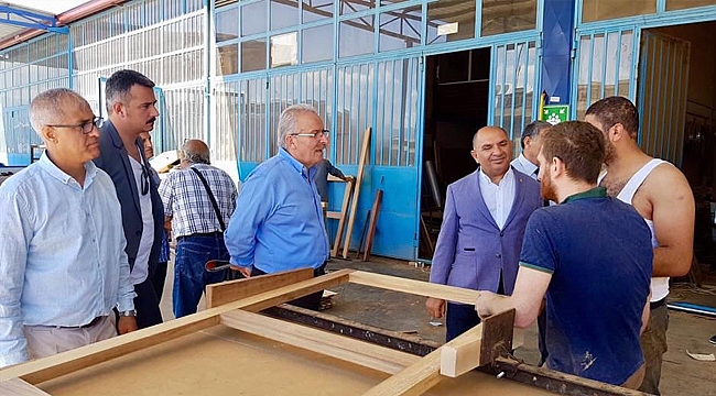 Tarhan, "Üretimin kalbi sanayi desteklenmeli"